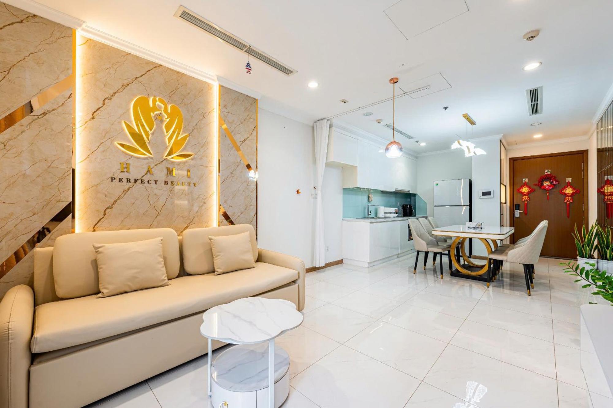 The Radisson Landmark - Vinhomes Park Cidade de Ho Chi Minh